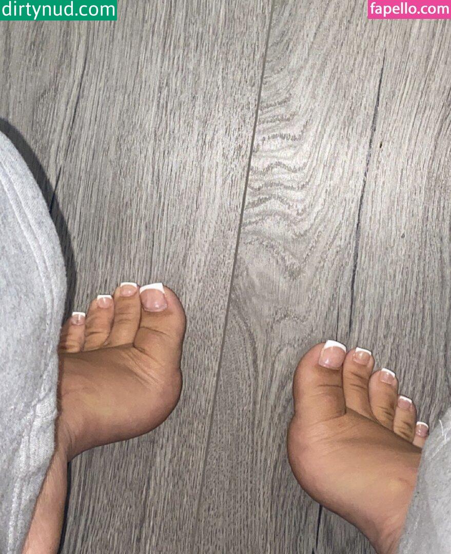 prettiest_toesx Nude Leaks Onlyfans - Dirty nude